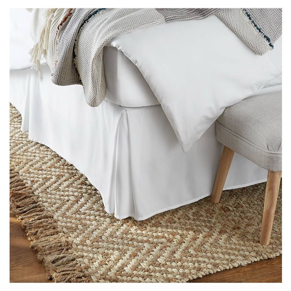 Amazon Basics Lightweight Pleated Bed Skirt, Full, Bright White, Solid White